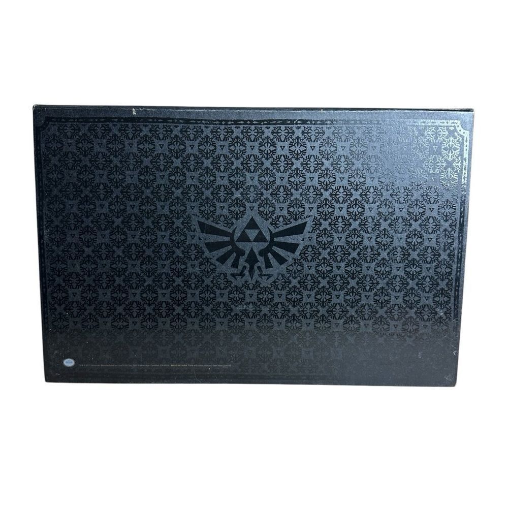 USAOPOLY The Legend Of Zelda Chess Set GameStop Exclusive Silver Edition - Picture 9 of 10
